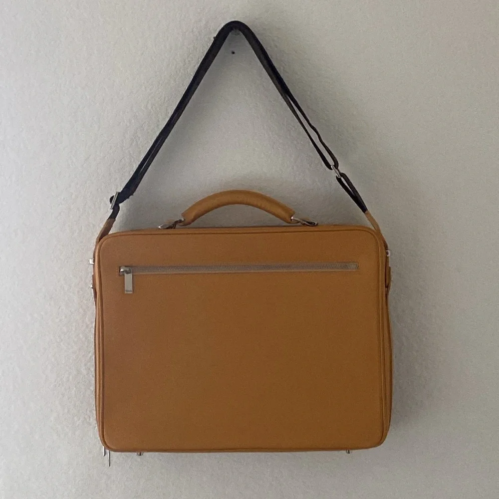 Giorgio Fedon Stylish Leather Briefcase. Made in Italy